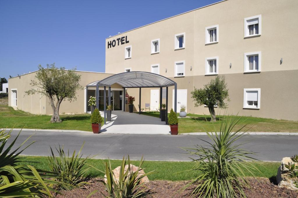 Hotel Caiman Pierrelatte Eksteriør billede